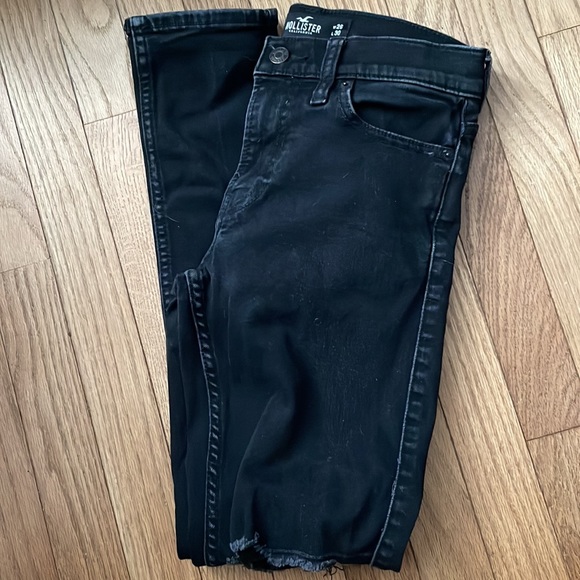 Hollister Black Skinny Jeans W26. Distressed. Nice - Picture 3 of 7